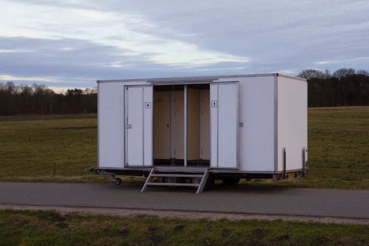 Grote VIP toiletwagen huren in België