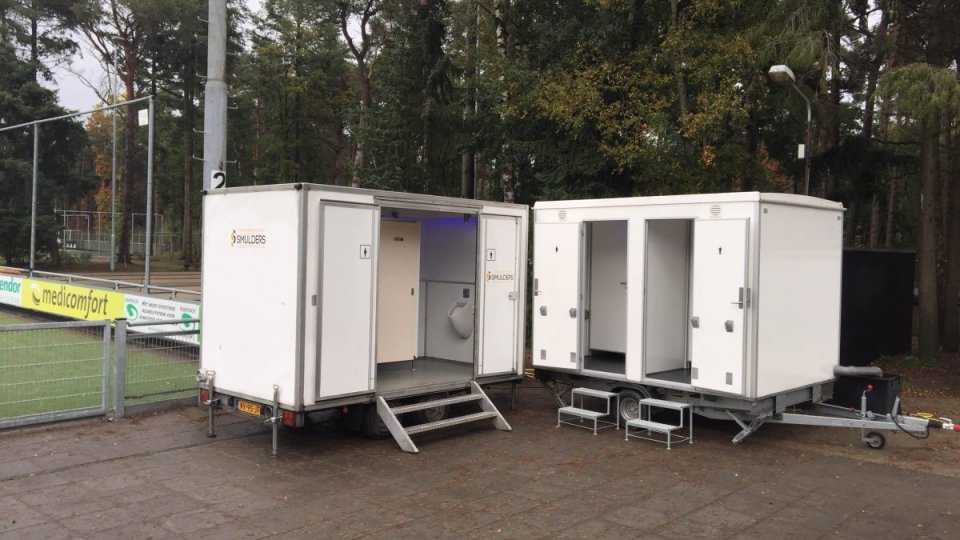 Toiletwagen Type A bij evenement in Tilburg