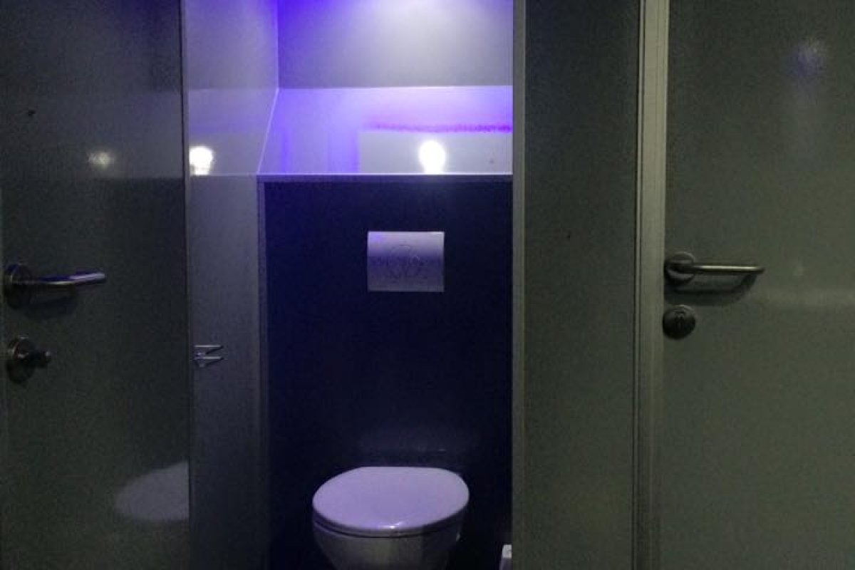 VIP toiletwagen interieur, verhuur Utrecht