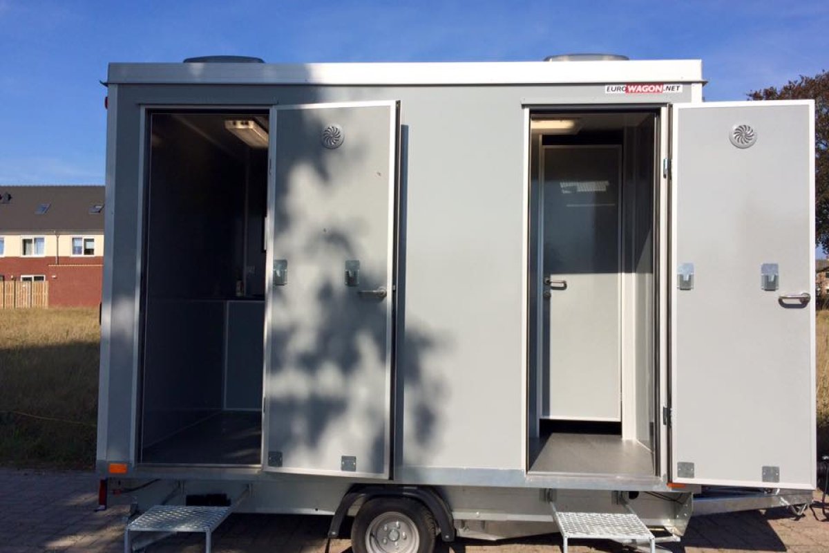 Grey Edition VIP Toiletwagen.