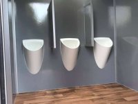 VIP toiletwagen hout buitenkant